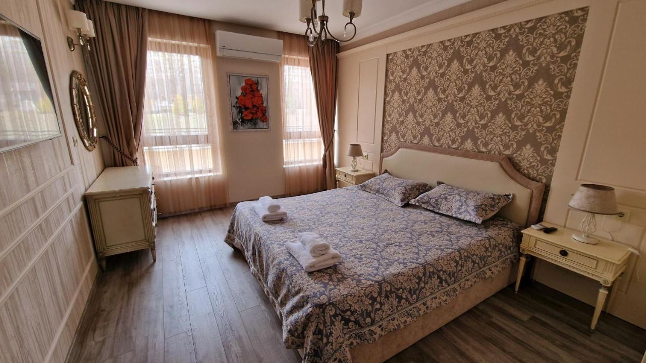 Fs Apartments - Wonderful Apartment A Step Away From The Sea Zlatni pjasătsi Eksteriør bilde