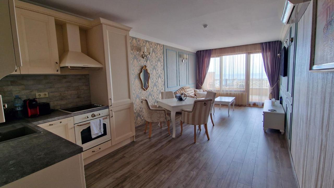 Fs Apartments - Wonderful Apartment A Step Away From The Sea Zlatni pjasătsi Eksteriør bilde